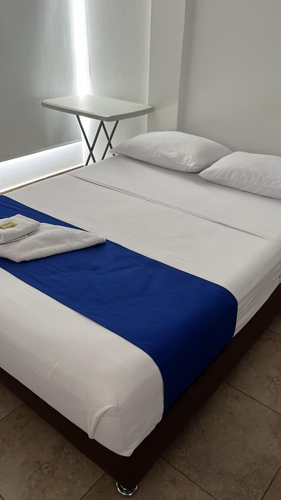 Puerto Berrio Hotel Puerto Azul מראה חיצוני תמונה