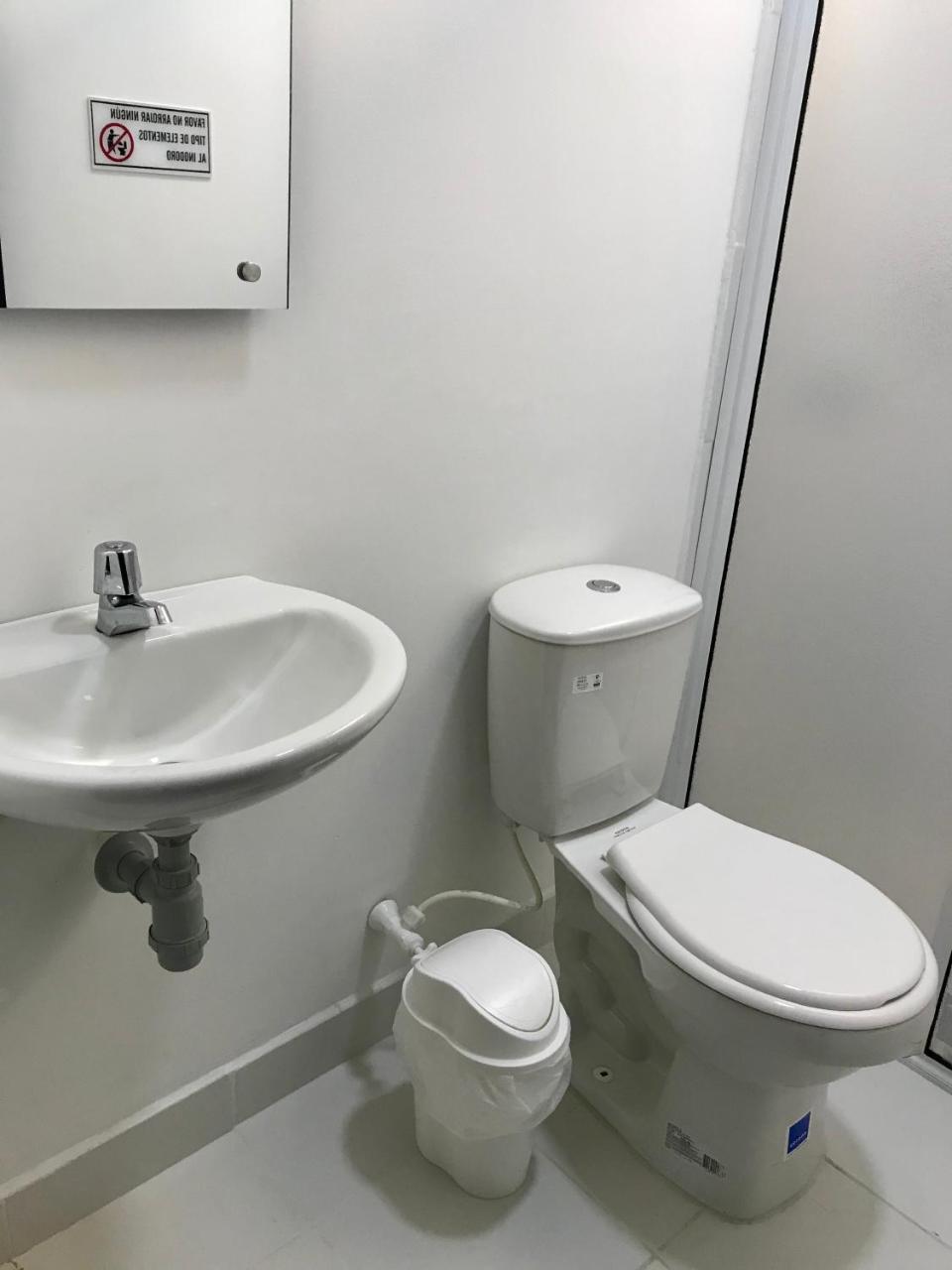 Puerto Berrio Hotel Puerto Azul מראה חיצוני תמונה