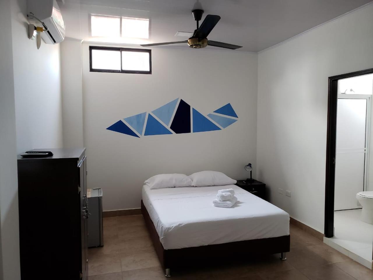 Puerto Berrio Hotel Puerto Azul מראה חיצוני תמונה